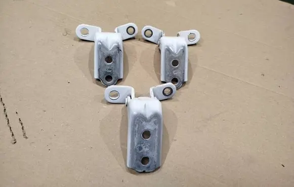 KIA Pro Cee'd III Front door upper hinge A046057