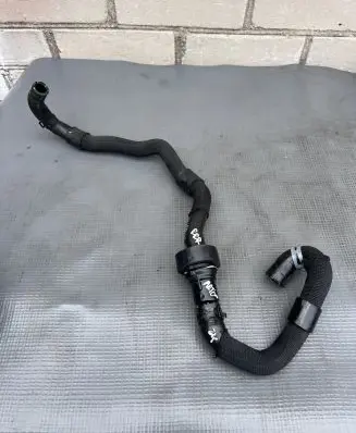 Volkswagen Arteon Shooting Brake Engine coolant pipe/hose 8R0121113 1K0121113A