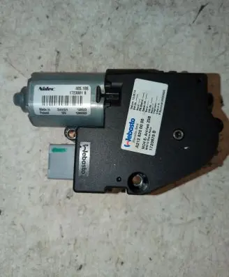 Mercedes-Benz C AMG W204 Sunroof motor/actuator A2128200008