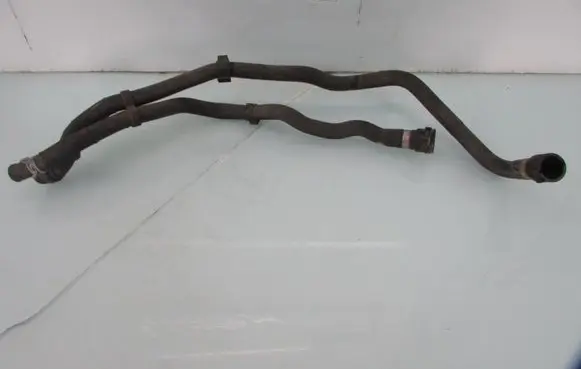BMW 1 E81 E87 Engine coolant pipe/hose