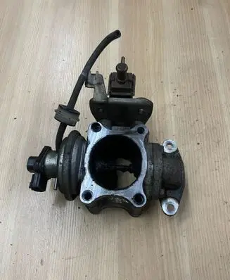 Toyota Land Cruiser (J120) EGR valve 2580030090