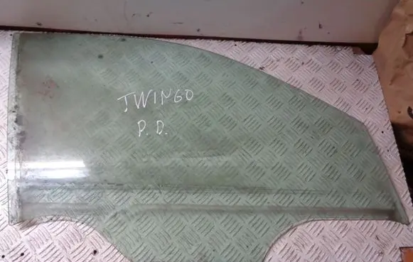 Renault Twingo III Front door window glass four-door 43R00048