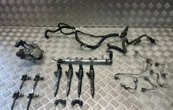 BMW 3 E92 E93 Fuel injection system set 7809128 7810696 7810702