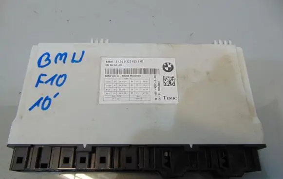 BMW 5 F10 F11 Seat control module 9225623