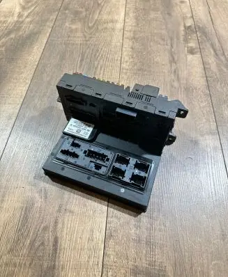 Mercedes-Benz E W211 Comfort/convenience module 2115454301