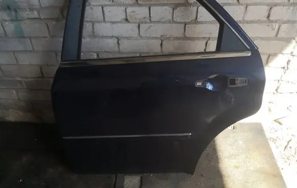 Rear door