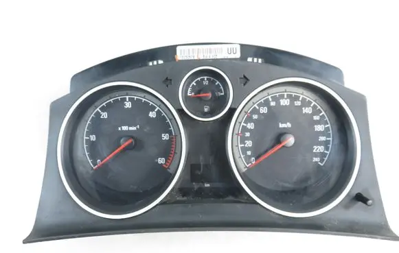 Opel Zafira B Speedometer (instrument cluster) 13230576