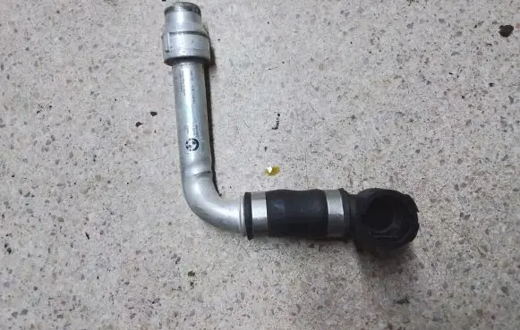 BMW M4 F82 F83 Engine coolant pipe/hose 7848791