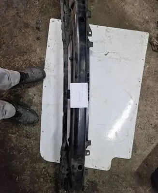 Skoda Octavia Mk1 (1U) Front bumper cross member 1U0805499A