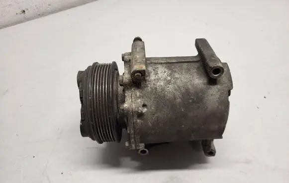 Mitsubishi Lancer Evolution Air conditioning (A/C) compressor (pump) AKC011M201G 2006248 MSC90C