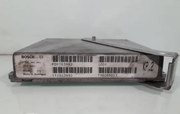Volvo S70 V70 V70 XC Engine control unit/module 0281001801 17390853