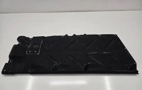 Mercedes-Benz CLA C117 X117 W117 Center/middle under tray cover A2466840200