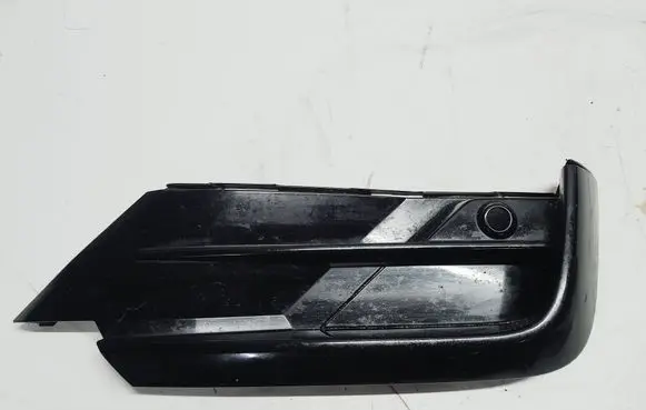 Volkswagen Tiguan Front bumper corner part panel trim 5NA853950B