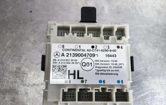 Mercedes-Benz E W213 Door control unit/module A2139004709