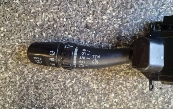 Hyundai Santa Fe Wiper control stalk