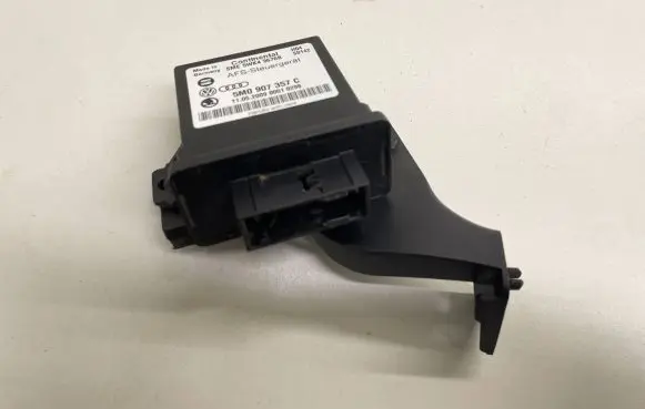 Volkswagen Touran I Light module LCM 5M0907357C