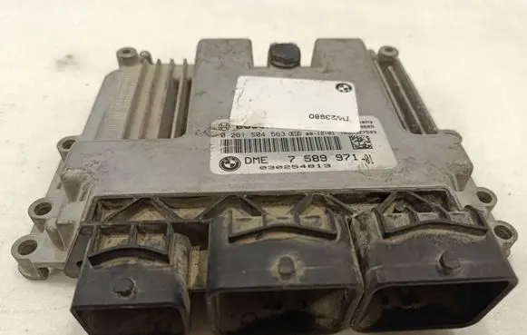 Mini One - Cooper Coupe R56 Engine control unit/module 7589971 0261S04563 030254813