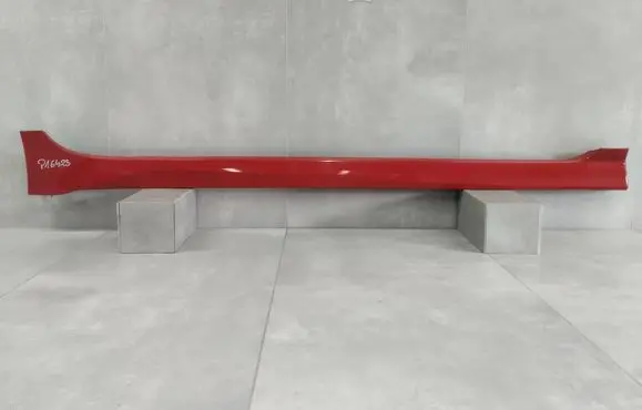 Sill/side skirt trim