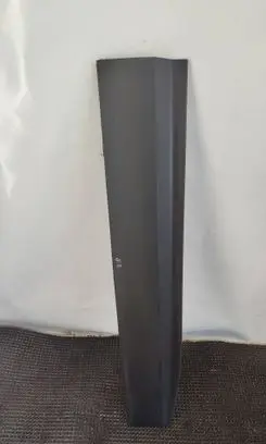 Hyundai Santa Fe Front door trim (molding) 877222W000