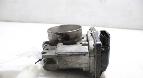 Volvo V50 Throttle body valve 