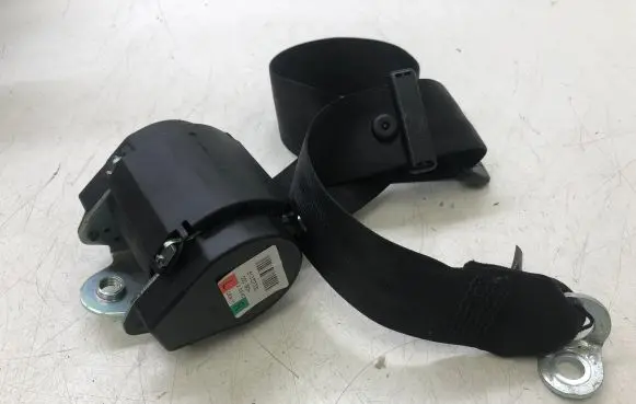 Audi Q5 SQ5 Rear seatbelt