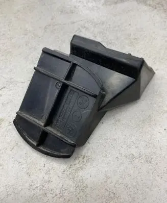 BMW 3 E46 Bumper support mounting bracket corner 8195321