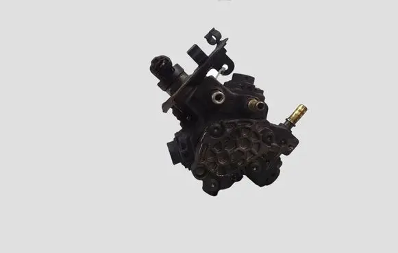 Citroen C4 I Picasso Fuel injection high pressure pump 0445010102 9656300380