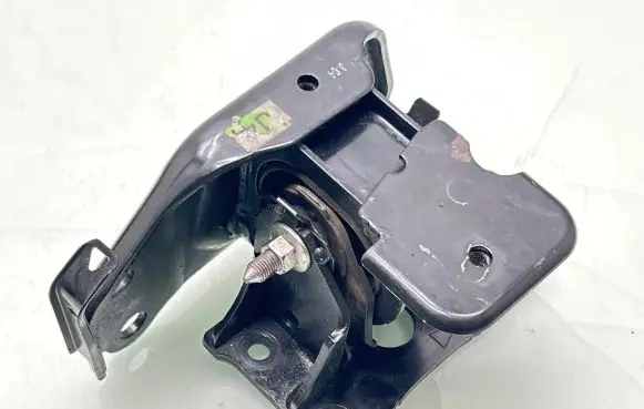 Lexus NX Gearbox mount