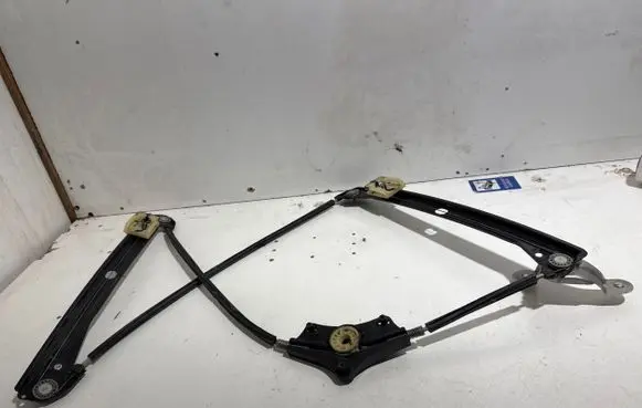 Volkswagen Golf VII Front door electric window regulator 5GM837462D 20092013