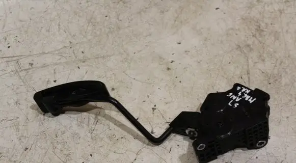 Subaru Forester SJ Accelerator throttle pedal 36010FJ040