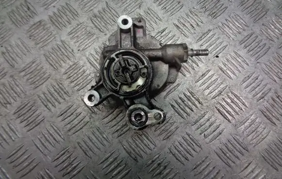 Peugeot 407 Vacuum pump