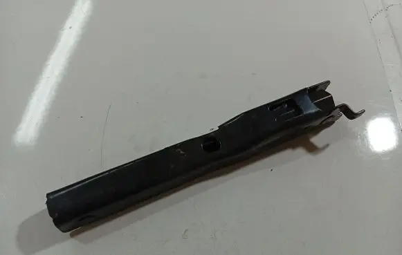 Ford C-MAX II Seat belt adjustment rail E1BC17035AA