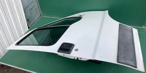 Door (2 Door Coupe)