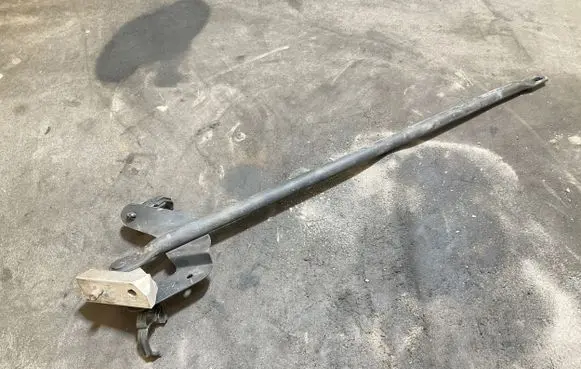Volvo XC90 Radiator support slam panel bracket 31651559