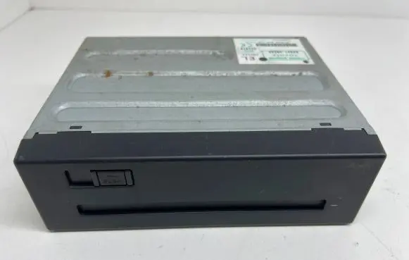 Lexus RX 330 - 350 - 400H Navigation unit CD/DVD player 8684148060