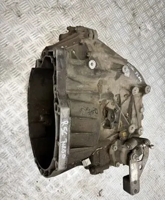 Mini One - Cooper Coupe R56 Manual 6 speed gearbox 7568722