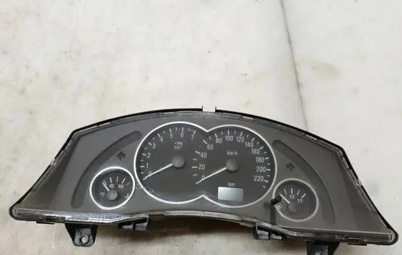 Opel Meriva A Speedometer (instrument cluster) 13173382XU 110080162027 151203E