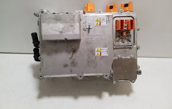 Polestar 2 Voltage converter inverter 32335618