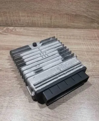 Ford Mondeo Mk III Engine control unit/module ECU R0411C020D 4S7112A650LA