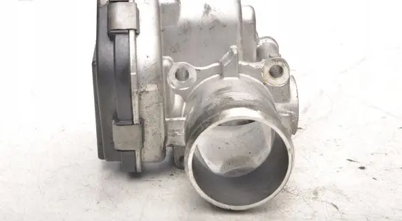 Ford Focus Throttle valve JN1QAC