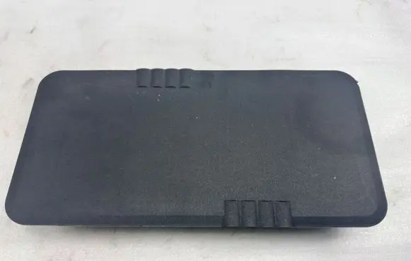 Mercedes-Benz GL X166 Fuse box cover A1665450203
