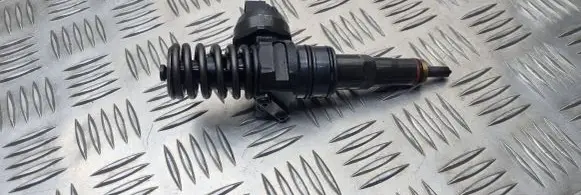 Audi A4 S4 B6 8E 8H Fuel injector 038130073AR 0414720214