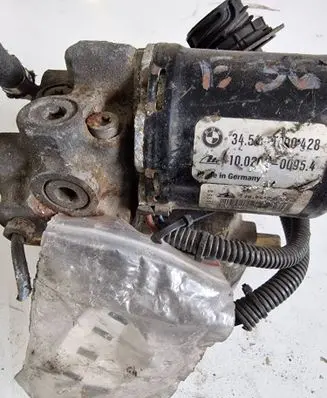 BMW 5 E39 ABS Pump 34511090428