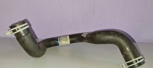 Ford Focus Engine coolant pipe/hose 98AB8B274BF 1311122