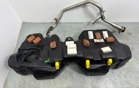 Jaguar F-Pace Fuel tank HK839K007DJ HK839034EA