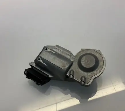 Mercedes-Benz E W211 Steering wheel lock A2034621130 7752010 2034621130