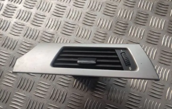 BMW 3 E90 E91 Dashboard side air vent grill/cover trim 9151168 E3222W 14482110
