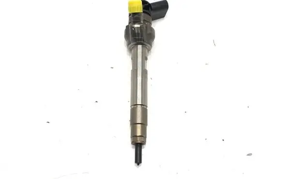 BMW 5 G30 G31 G38 Fuel injectors set 0445110818