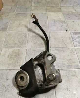 Honda Jazz Engine mounting bracket