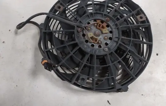Opel Corsa B Electric radiator cooling fan